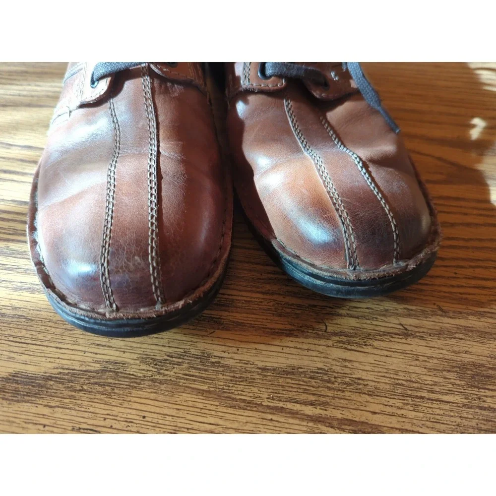 Clarks Shoes Mens 8.5 M Casual Lace Up Oxford Brown Distressd‎ Leather